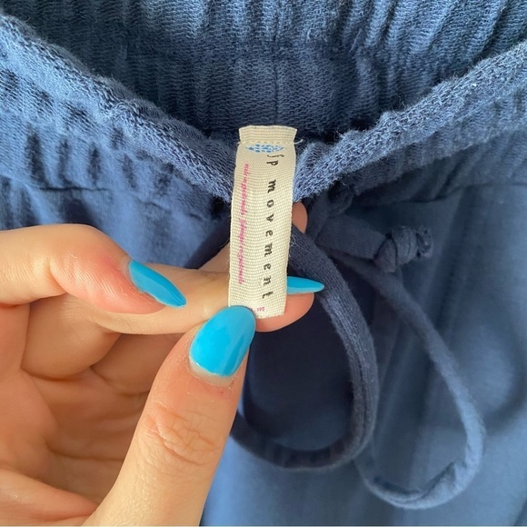 Free People Movement | Women's Sunny Skinny Jogger Sweatpants Size Medium Blue - Picture 4 of 6